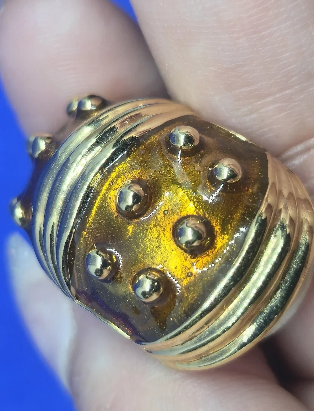 Vintage 80s Amber Gold Tone Ribbed Studded Half Dome Clip On Earrings Chunky